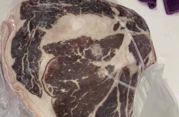 牛肉冷凍變黑原因