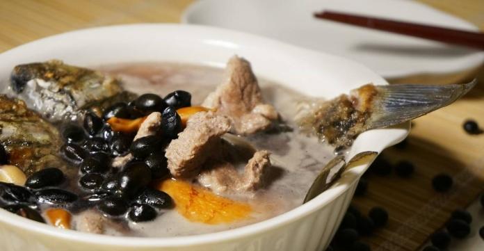 黑豆增高湯做法