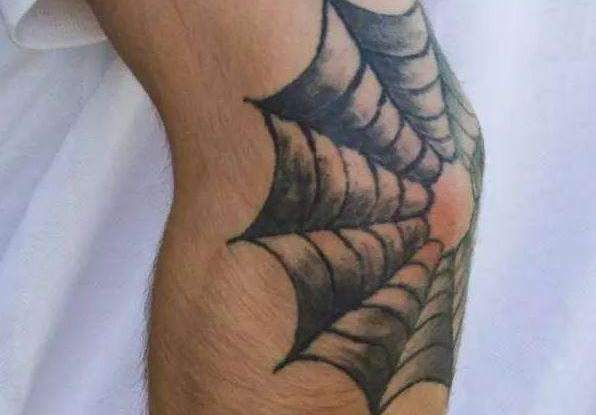 刺青手肘疼痛 刺青手肘疼痛