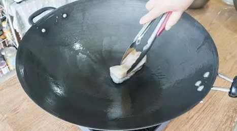 生鏽鐵鍋修復
