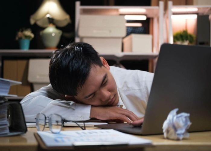 一直想睡覺原因