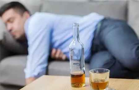 宿醉解酒 宿醉解酒