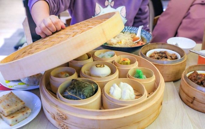 景安站附近美食