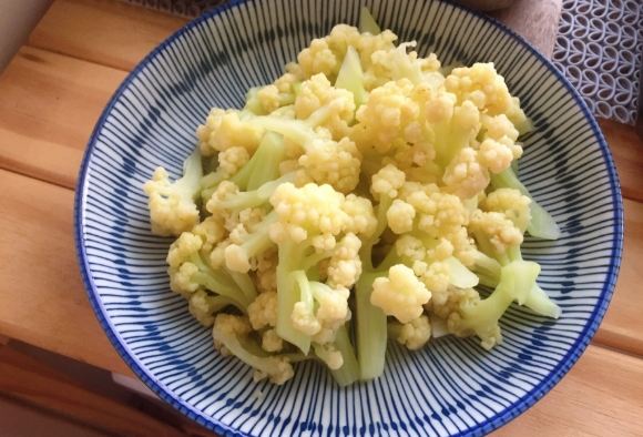蒜香花椰菜食譜