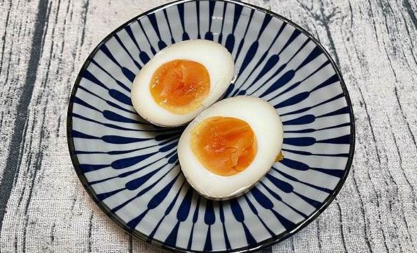 大同電鍋溏心蛋做法