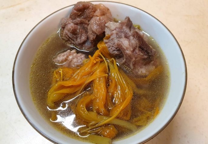 金針花湯怎麼煮