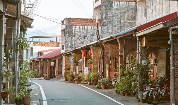 六福村週邊景點