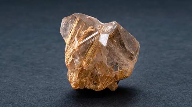 金髮晶真假鉴别