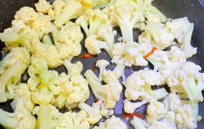 蒜香花椰菜食譜