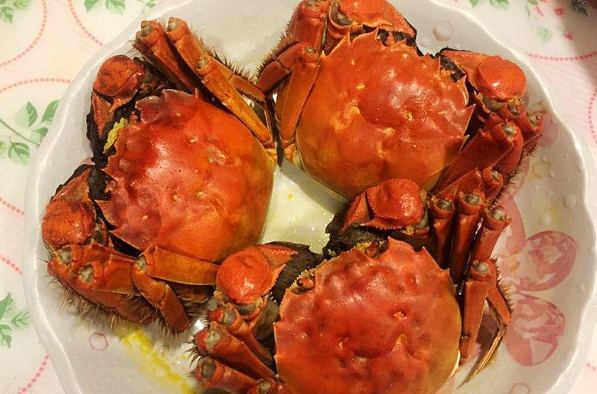 螃蟹蒸煮技巧