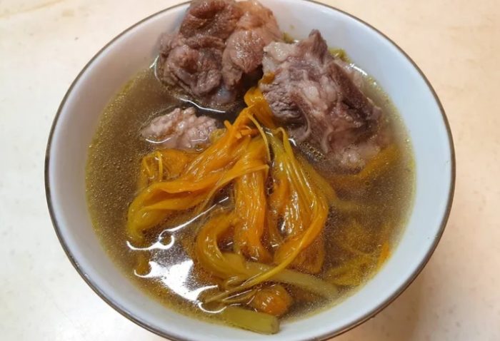 乾金針花湯品做法