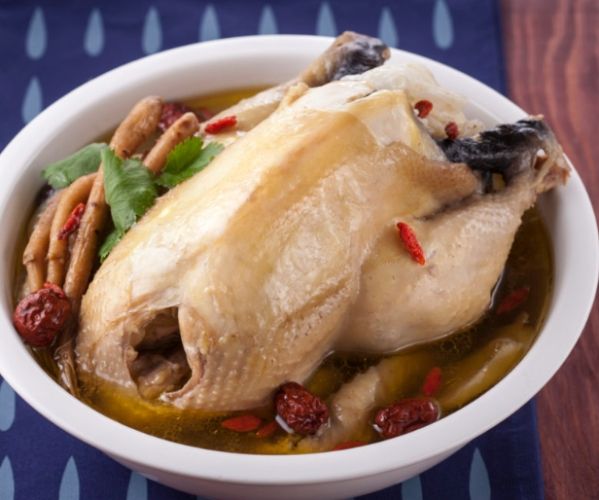 高麗蔘雞湯做法