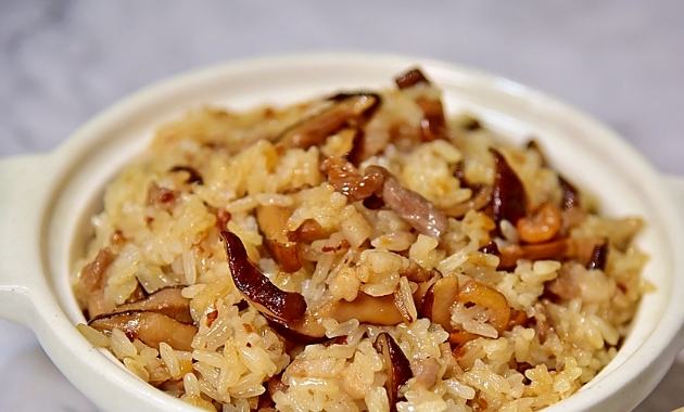 電鍋雞油飯做法