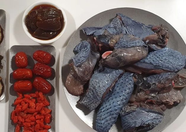 紅棗枸杞烏骨雞湯 食譜