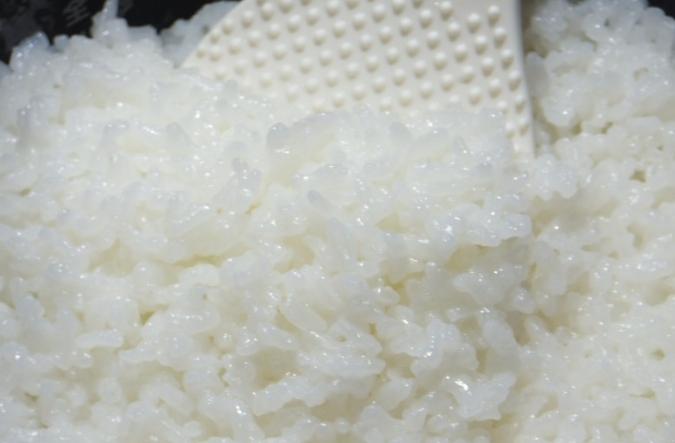 冷冻白饭如何解冻