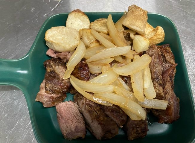 洋蔥牛排配菜 洋蔥牛排配菜