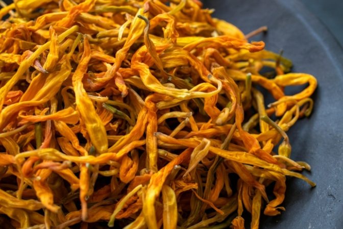 乾金針製作 乾金針製作