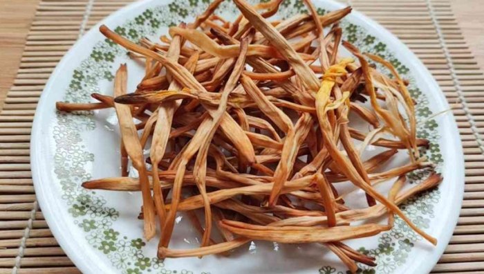 乾金針製作 乾金針製作