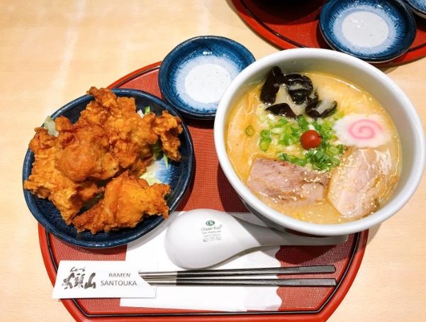 大遠百美食街餐廳