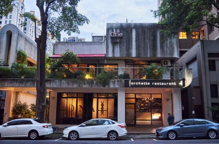 台中必比登餐廳