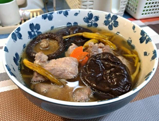 金針排骨蘿蔔湯做法