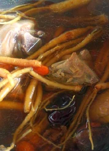 人蔘鬚雞湯功效