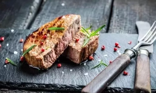 五成熟牛排做法