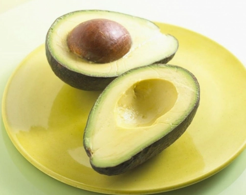 如何判斷牛油果熟了