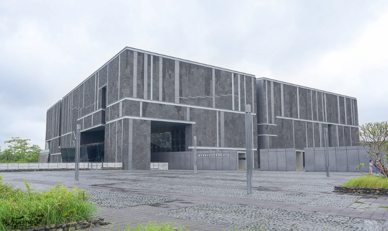 南科考古館停車位