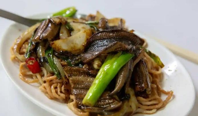家常炒鳝魚麵 家常炒鳝魚麵
