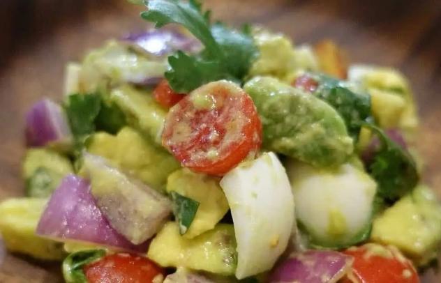 洋蔥酪梨沙拉食譜