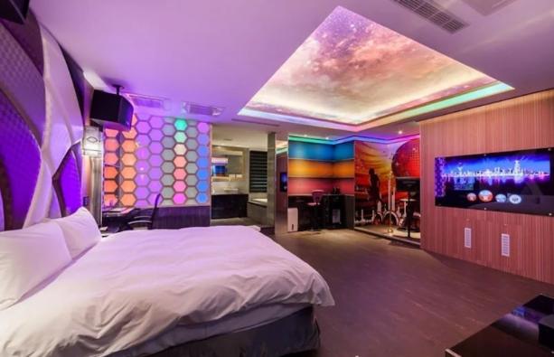 六福村汽车旅馆