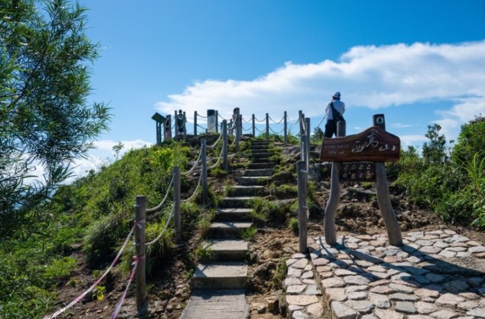 西高山樓梯難度