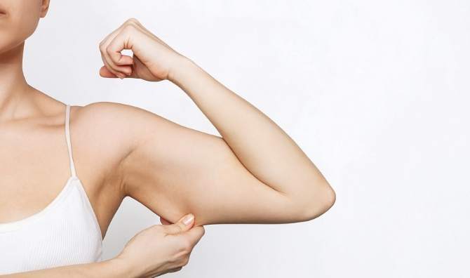 手臂瘦不下來原因