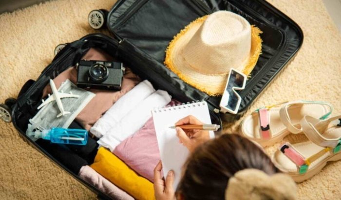 旅行必备物品 旅行必备物品