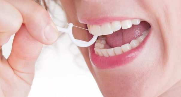 牙线使用方法