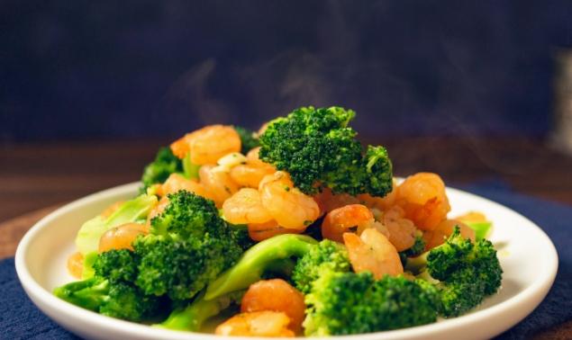 綠花椰菜炒蝦仁食譜