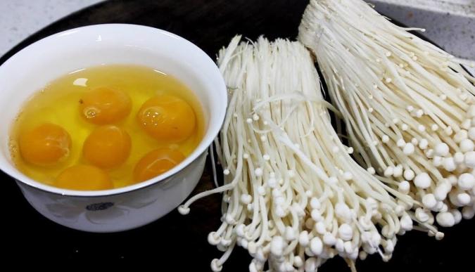金针菇炒蛋食谱