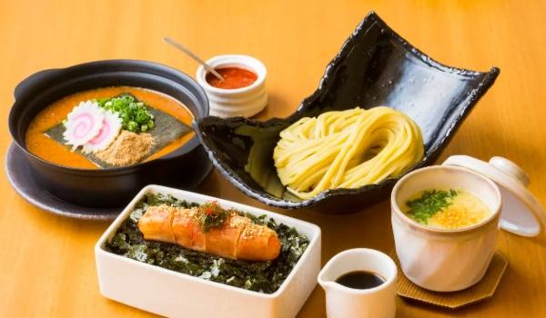 福岡必比登美食 福岡必比登美食