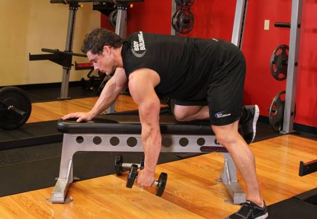 下背部啞鈴動作