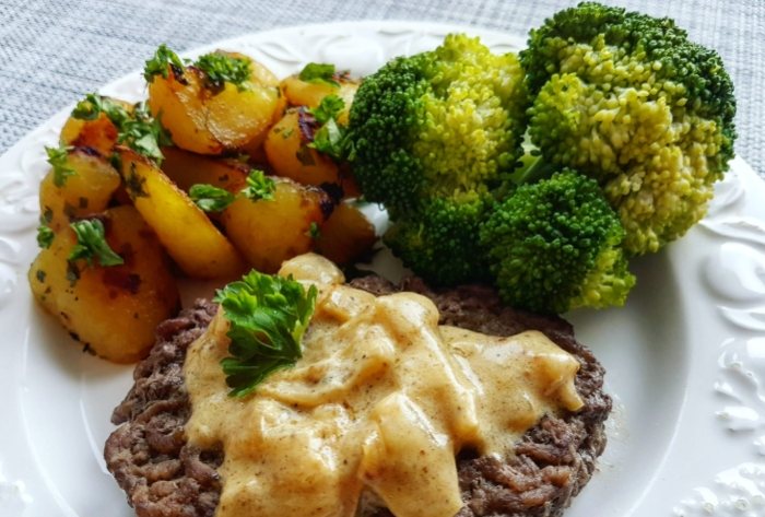 花椰菜牛排搭配