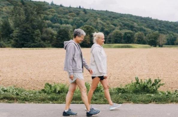 每天走路一小時