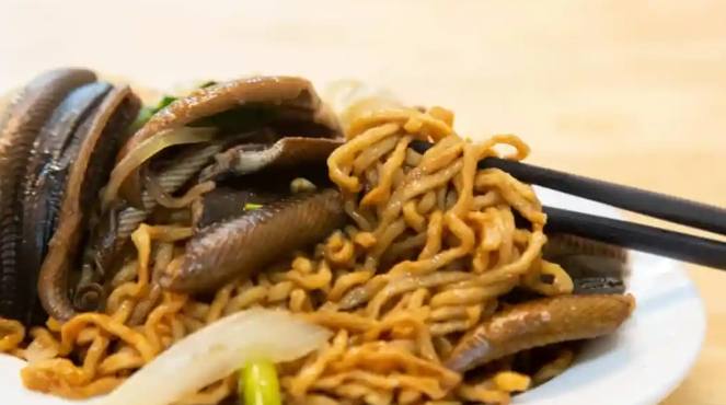 鱔魚意麵卡路里
