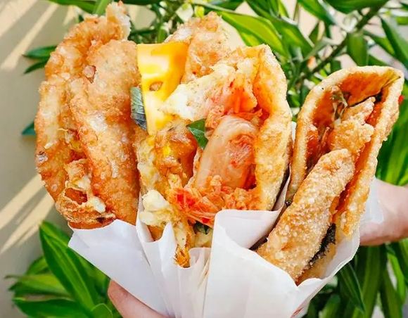 假日花市小吃推薦