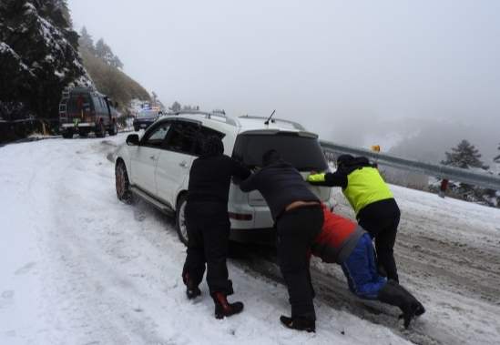 冬季開車注意事項