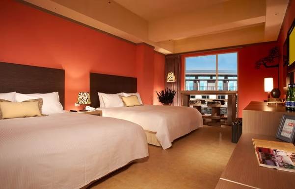 六福村汽车旅馆