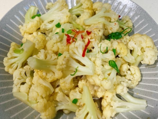 白花椰菜炒什麼