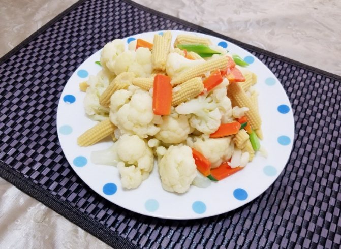 白花椰菜炒什麼