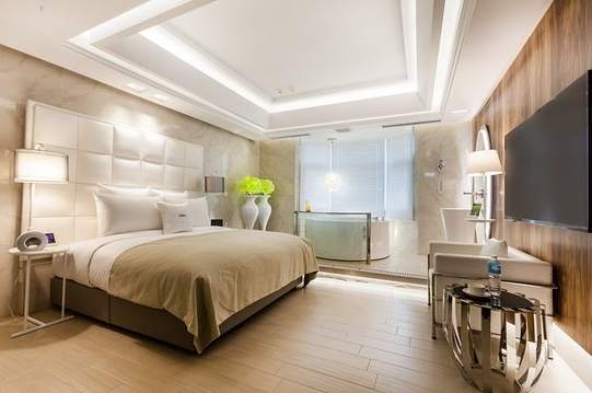 六福村附近住宿