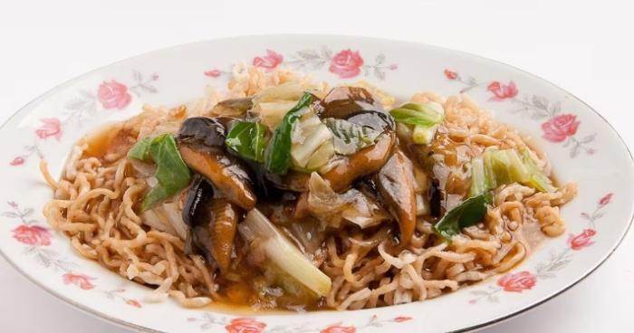 炒鳝魚麵做法 炒鳝魚麵做法